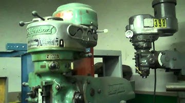 Bridgeport Milling Machine, 1hp