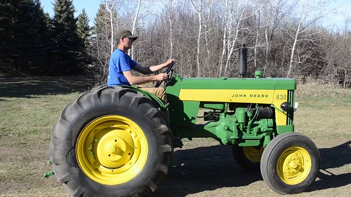 John Deere 430 Utility - Lot 16