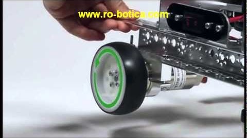 Robots TETRIX + LEGO Mindstorms Education programados con LABView en RO-BOTICA