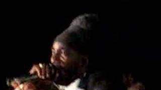 Sizzla - Ain&#39;t Gonna See Us Fall