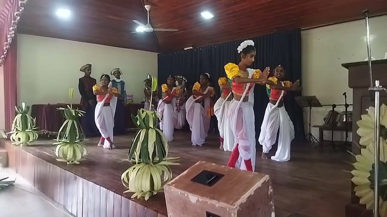 Кавер на исторический остров Шри-Ланка в исполнении Sinduranga Dancing Academy, традиционный тане...