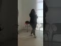         فن السامري النساء بثوب النشل