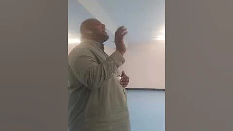 Terry Bullock singing "I Won't Complain"
