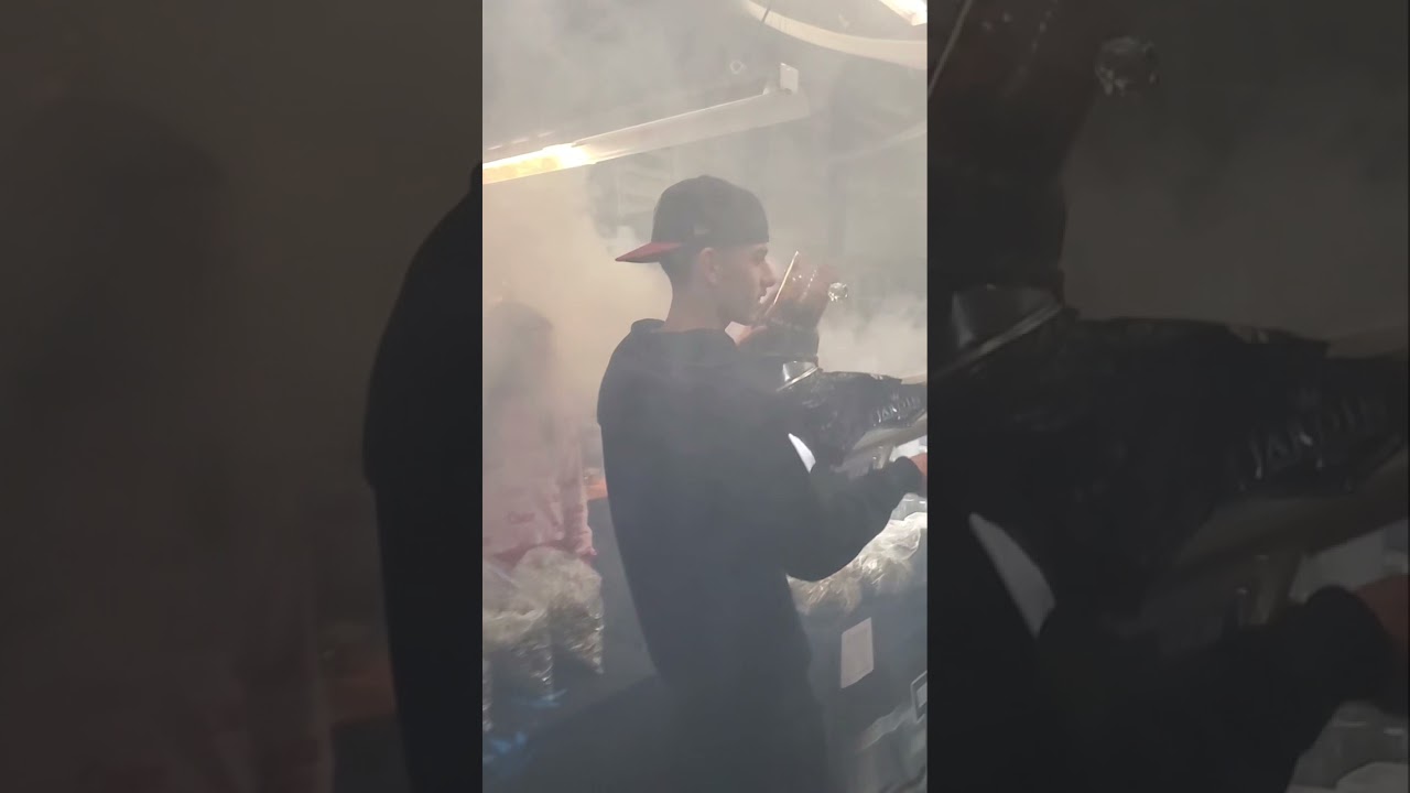 Hotbox with @cronickushking 9n instagram