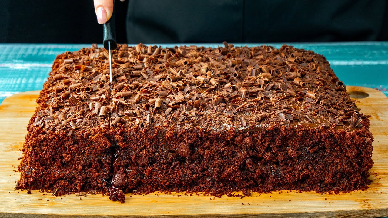 Sans Beurre Mais Recouvert De Chocolat Un Gateau Fantastique A Preparer Souvent Cookrate France Youtube