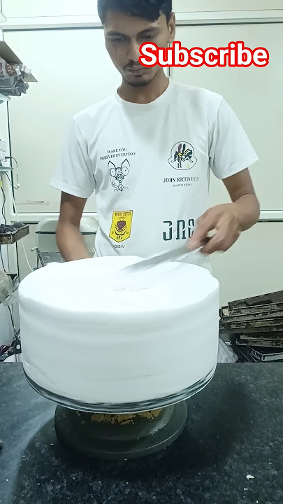 2kg iceing #birthdaycake #youtubeshorts  Mix Fruit flavours #✅🥰