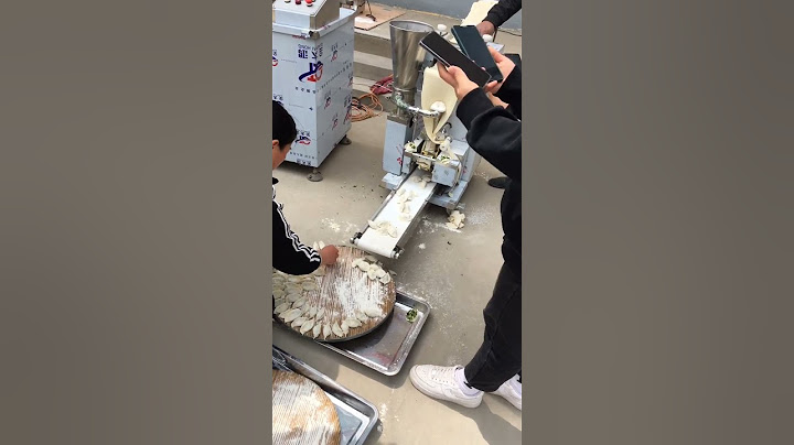 一分钟能包70个饺子的机器你见过吗？它操作简单一学就会，做的饺子皮薄馅大外形美观口感也好吃#中国美食 #饺子 #饺子机