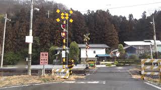 【踏切と電車】JR吾妻線　小見山踏切