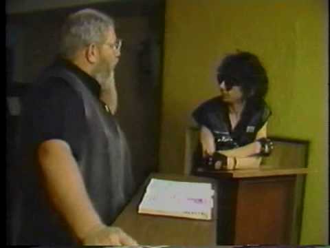 Watch MTV's The Cutting Edge with Jeffrey Vallance: Stiv Bators on YouTube Watch MTV's The Cutting Edge with Jeffrey Vallance: Stiv Bators on YouTube