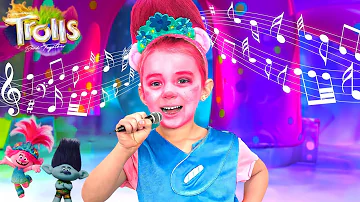 Levi and Ivy Help Trolls Princess Poppy with Music!