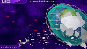 Chicken Invaders 4: 3rd boss: Mother Hen Ship