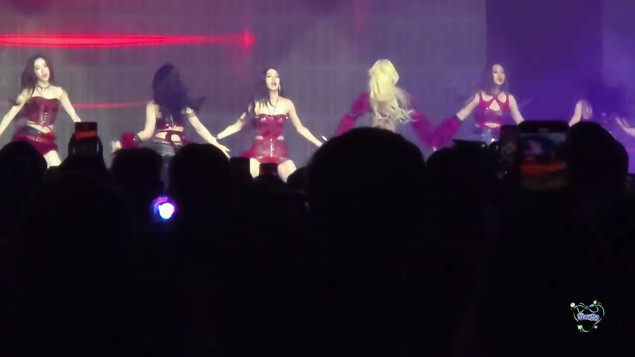 250427 Booty Bomb - 4EVE UTO FEST GIRLS in Bangkok