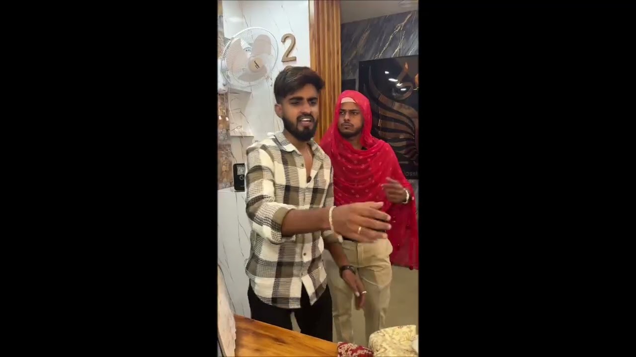 LOLA PADA COMEDY VIDEO 