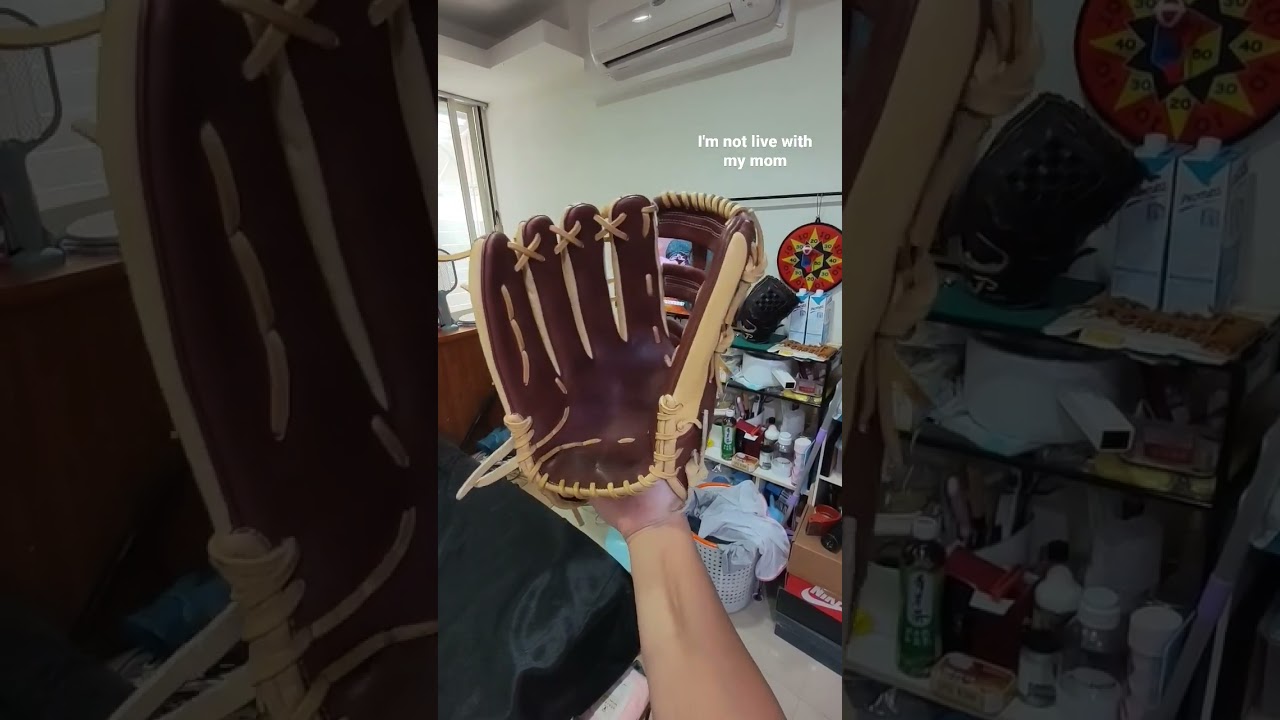 Wilson a2000 1799 lefty baseball glove