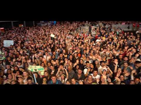 GALERA ANIMADA ESPERANDO SHOW
