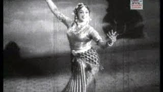 Padmini Bharatanatyam in Meenda Sorgam 1960