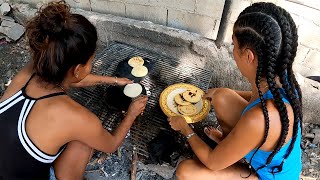 They Said "Bring The Filling & We'll Make Breakfast" 🇻🇪