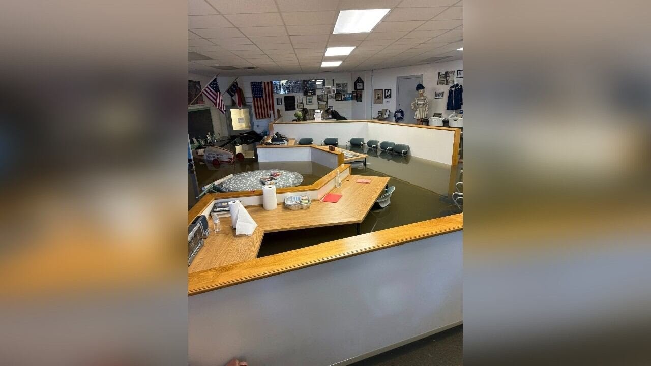 Hildebran museum floods after pipe bursts during cold weather | WSOC-TV