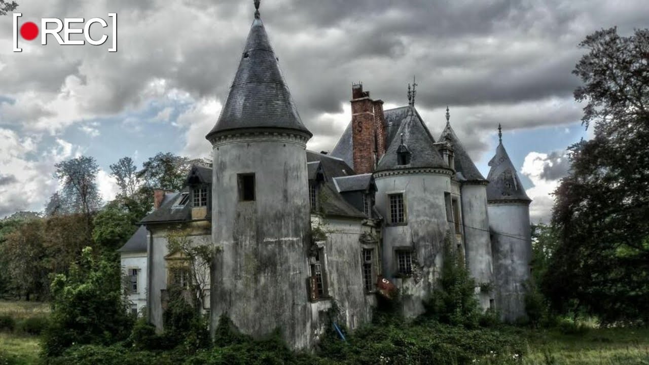 Dans le château le plus terrifiant de France (@Jo URBEX )