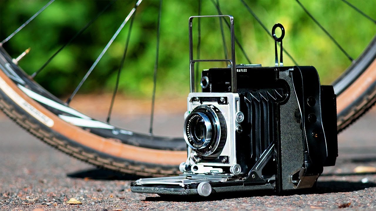 Graflex Century Graphic: A Perfect Bikeable Medium Format Camera