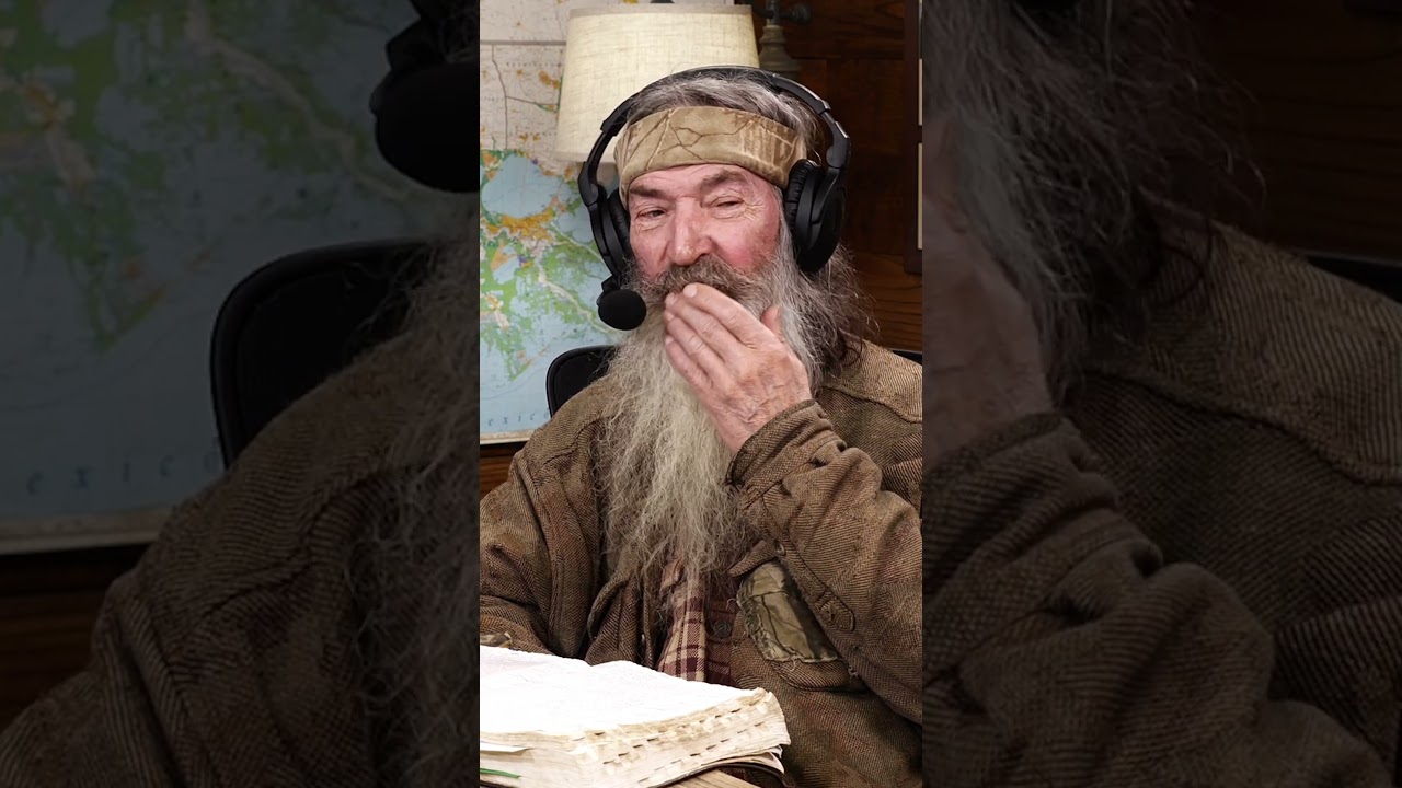 Phil Robertson & Flying Squirrel Behavior
