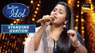 'Tere Sang Pyar Main' Song गाकर Performer बनी Deboshmita | Indian Idol S13 | Standing Ovation