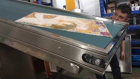 Auto jigsaw puzzle packing machine