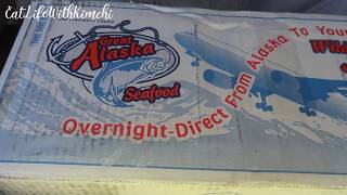 Unboxing a 10 lb Box Of Mega Prawns From Great Alaska Seafood