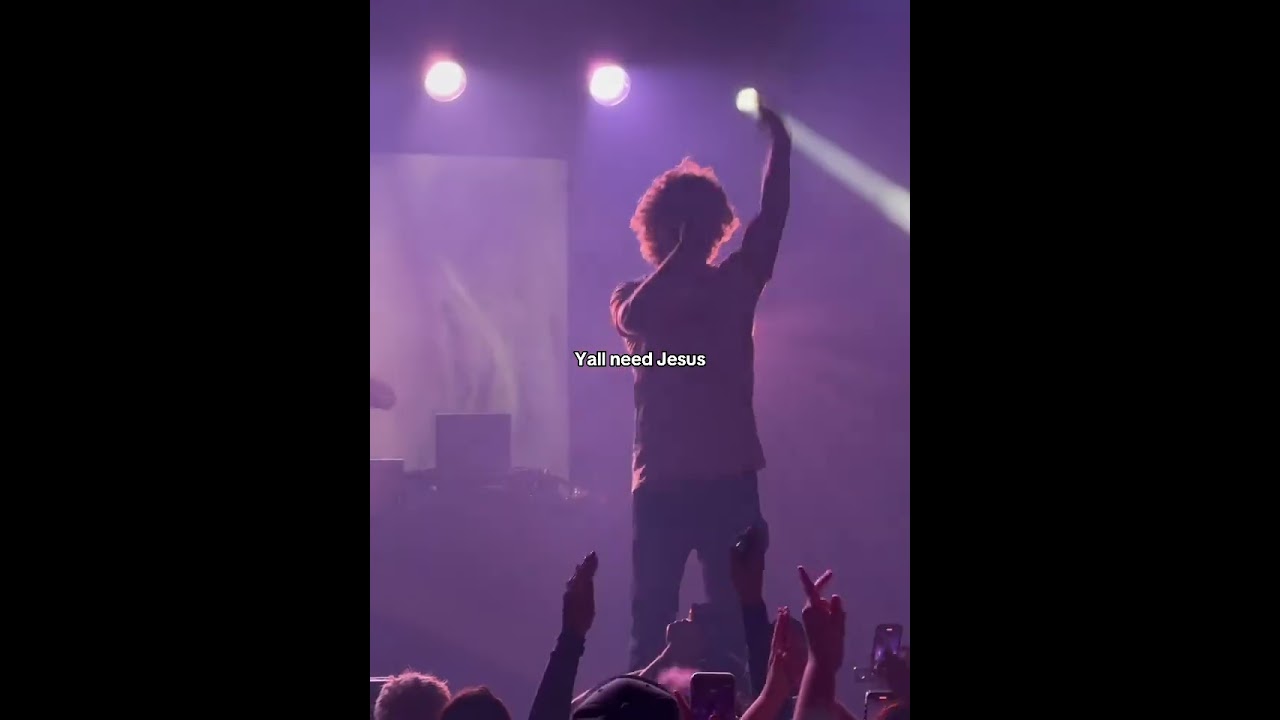 Yung Gravy performing ‘You Need Jesus’ on his Voluptuous Voyage tour🤩🔥