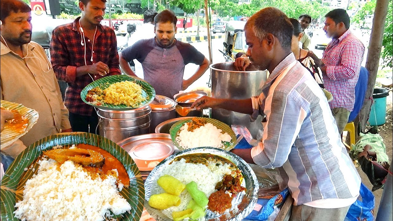 Wife and Husband Selling Roadside Meals Hyderabad | Chicken Rice @ 70 Rs Only |BotyRice @ 70 Rs Only | Street Food Catalog