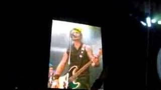 Green day Minority (live Milton Keynes 2005)