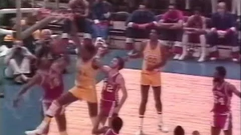Clifford Ray - Two Hammer Dunks in the 1977 Playoffs