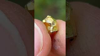 Individual 3D Metal Grains Are Crazy