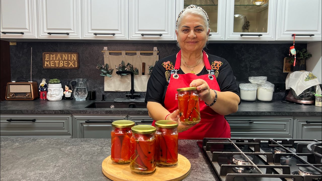 QIRMIZI BİBƏR İÇİ DOLDURULMUŞ | QIŞA HAZIRLIQ