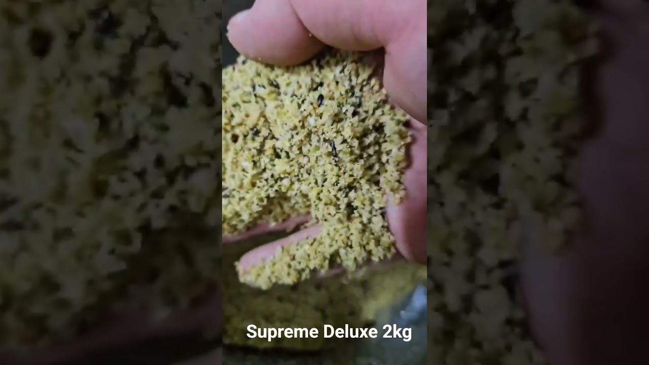 SUPREME DELUXE 2KG ORNIZÌN GROEN EIVOER  www.birdshopchristina.com of www.minoeandfriends.be