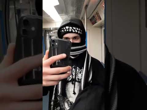 Романтика ночного метро, едем в поезде подземный переход со станции Хорошевская на Полежаевская