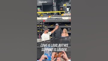 Travis Kelce Always Stands by Taylor Swift #taylorswift #traviskelce #tayvis #erastour #musician
