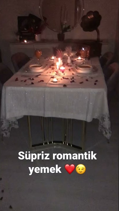 Sürpriz romantik yemek