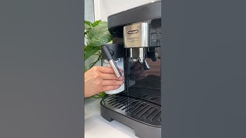 The Espresso Club™ Automatic Option: The Magnifica Evo