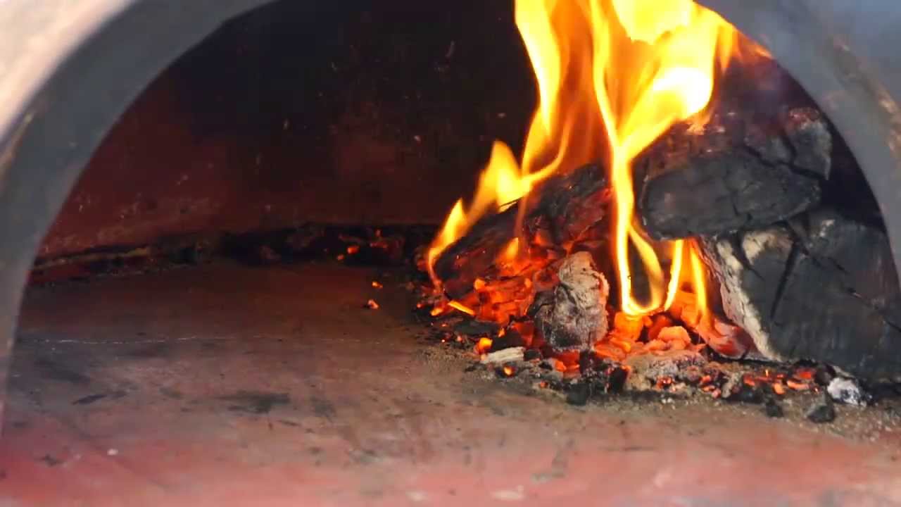 Chapala Tonala Pizza Oven - YouTube