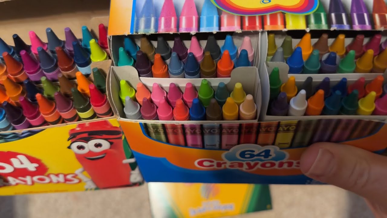 Непреднамеренное ASMR: копание и сортировка цветных карандашей.