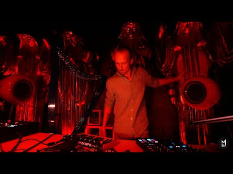 Edwin Oosterwal & Pitto - Shadows (Gui Live)