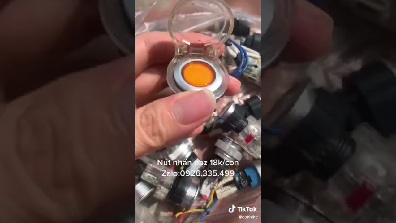 Nút nhấn cũ tháo máy phi 16 mm