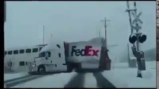 FrontRunner train hits FedEx truck