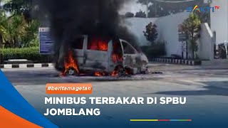 MAGETAN - Minibus Terbakar Di SPBU Jomblang, Diduga Korsleting Listrik
