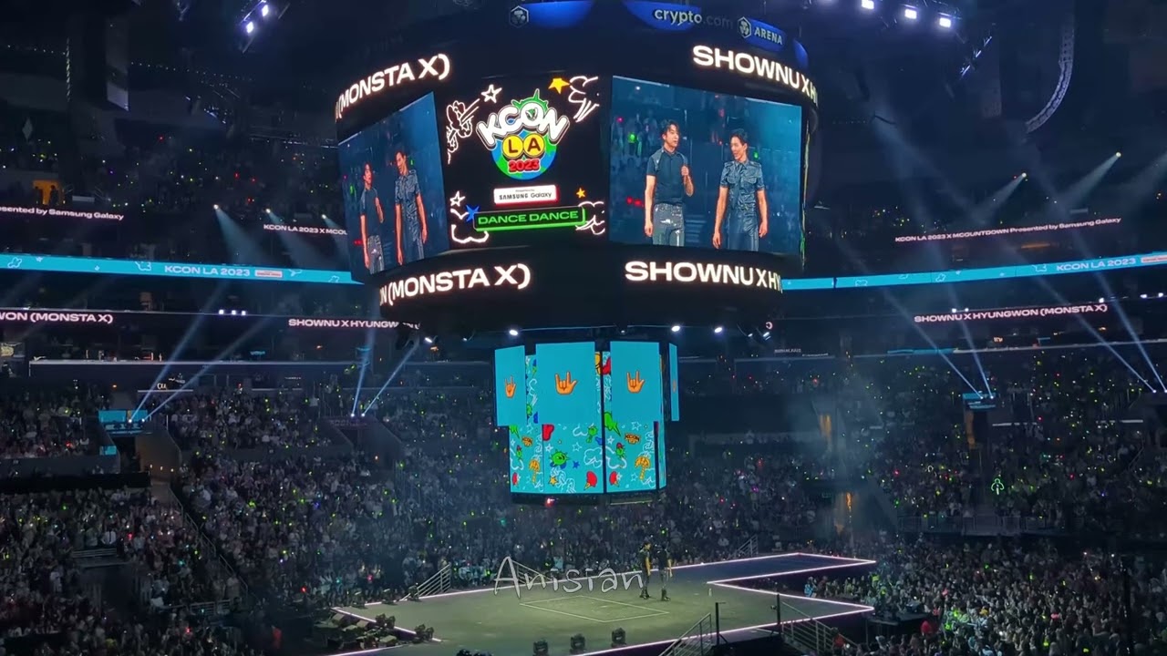 [230818] SHOWNU X HYUNGWON Monsta X (몬스타엑스) Love Me A Little + Who Do You Love? | KCON LA Day 1