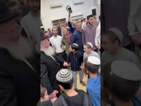 התוועדות ראש חודש אדר עם הרב שמואל אליהו שליט א ישיבת ההסדר חולון 