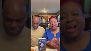 Kraft Mac-n-cheese gummies #foodreview #gummycandy #gummysnacks #food #kraft #macandcheese #taste