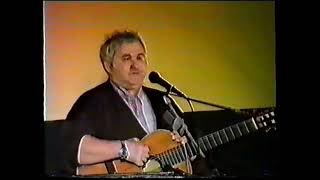 картинка: Поёт Владимир Туриянский (Москва), 2001