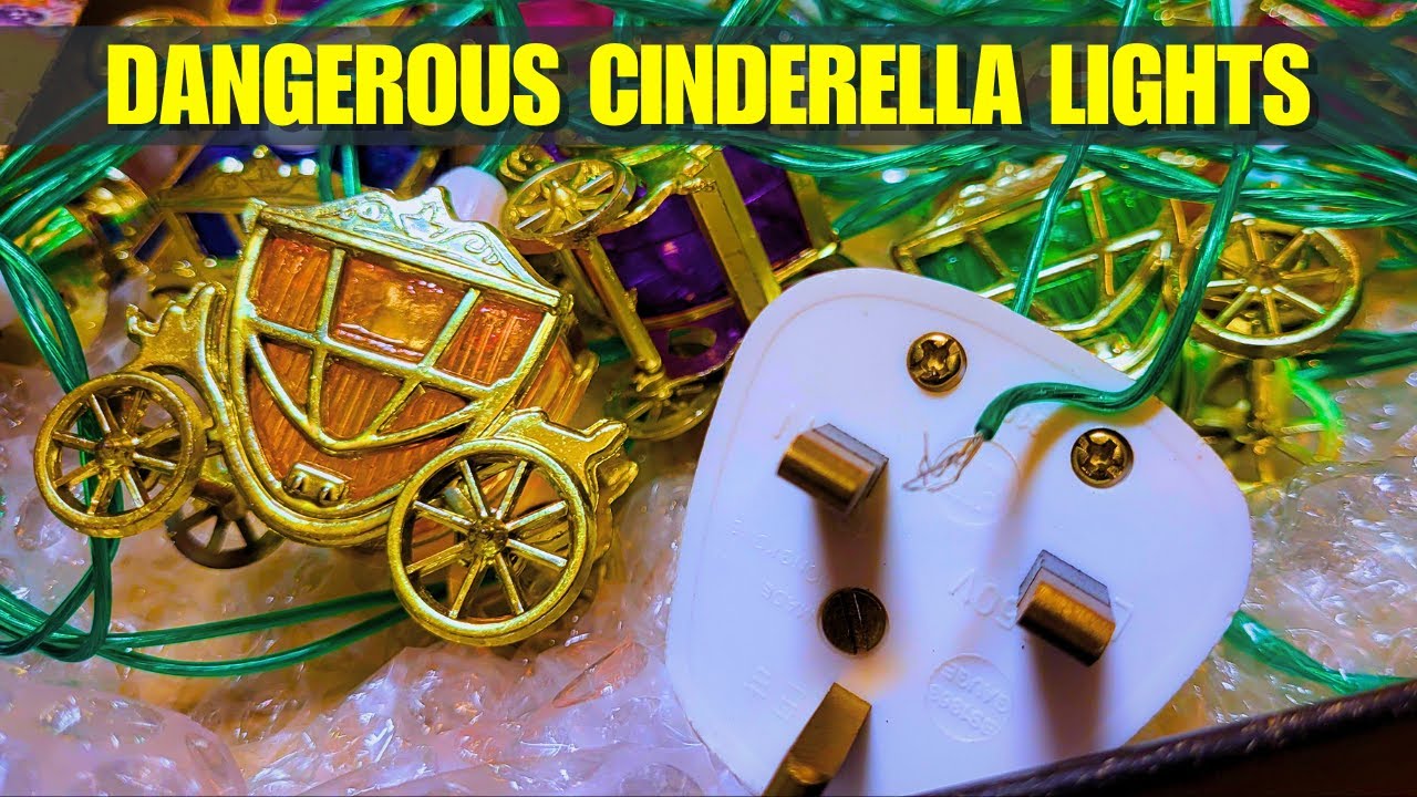 Спасение опасных винтажных рождественских огней Золушки PIFCO | Дорогостоящая игра